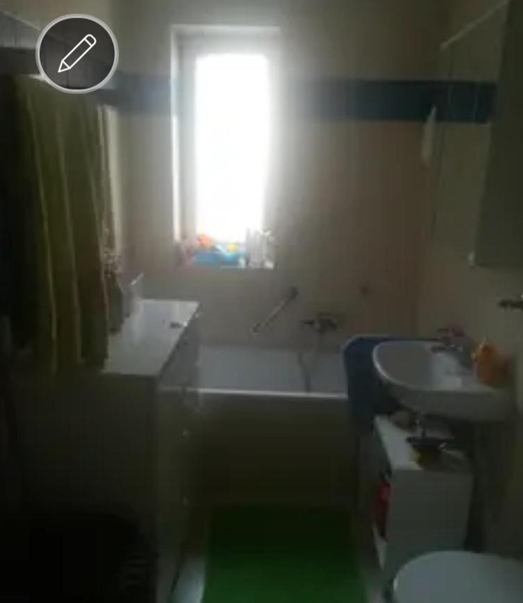 Helles Zimmer Mit Balkon Zwischen Uni Und Altstadt Регенсбург Екстериор снимка